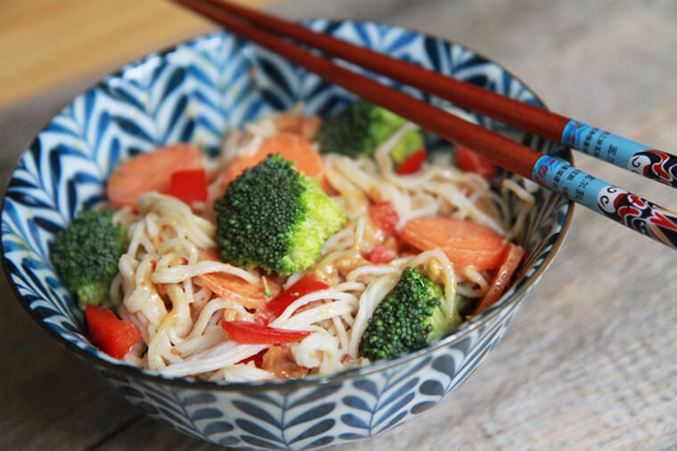 Rice Noodles with Peanut Sauce & Mixed Vegetables | figgy and sprout